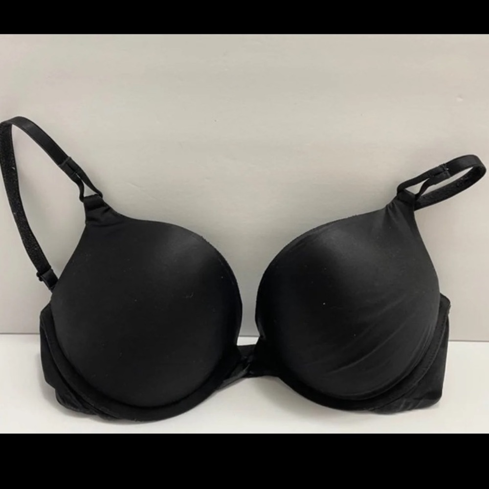 Victoria Secret 32C Bra Bombshell Pushup